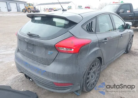 2017 Ford Focus St z USA, uszkodzony, nr VIN 1FADP3L90HL220943